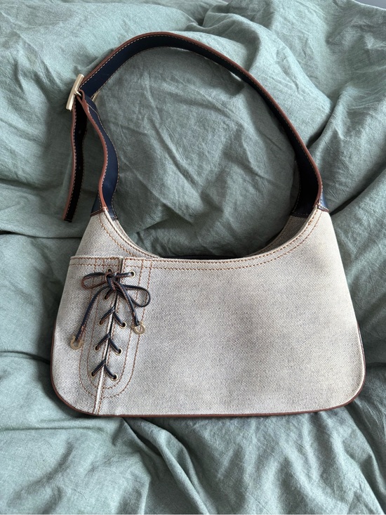 Salvatore Ferragamo Handbags - Salvatore Ferragamo Light Blue Beige and Navy Logo-Lined Shoulder Bag